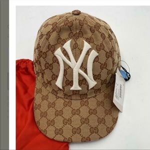 Gucci GG Monogram Print NY cap
